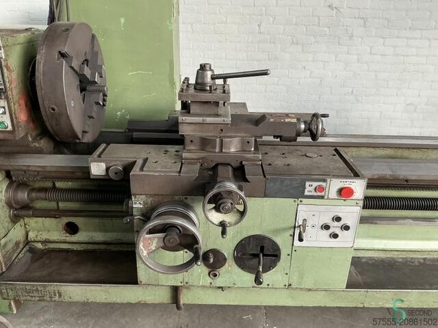 Horizontaldrehmaschinen TOS SUS-63 x 3000mm TOS SUS-63 x 3000mm