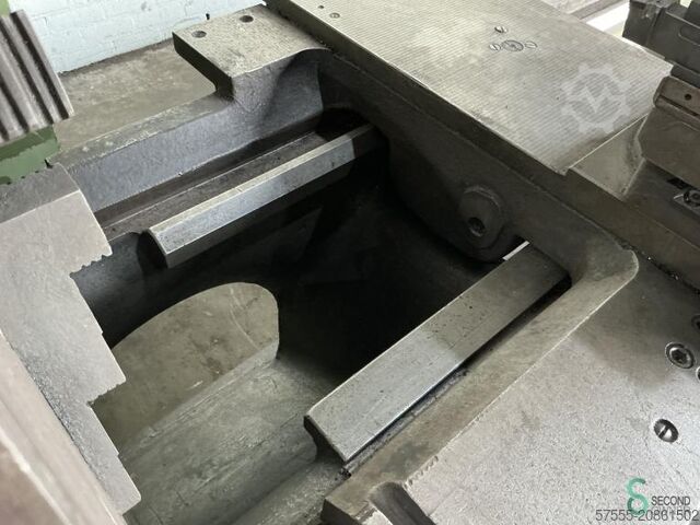 Horizontaldrehmaschinen TOS SUS-63 x 3000mm TOS SUS-63 x 3000mm