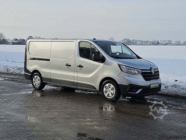 Station wagon con tetto alto RENAULT TRAFIC 2.0 DCI L2H1 Navi Euro6 AC!