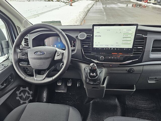 Camioneta familiar de techo alto FORD TRANSIT 2.0 L2H3 Xenon CarPlay!