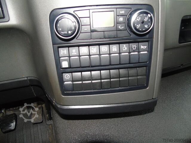 Læsseplatform MAN TGM 19.290