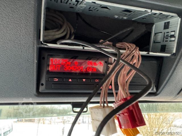 Vuilniswagen MAN TGS 26.320 6x2 Faun Presswagen 524