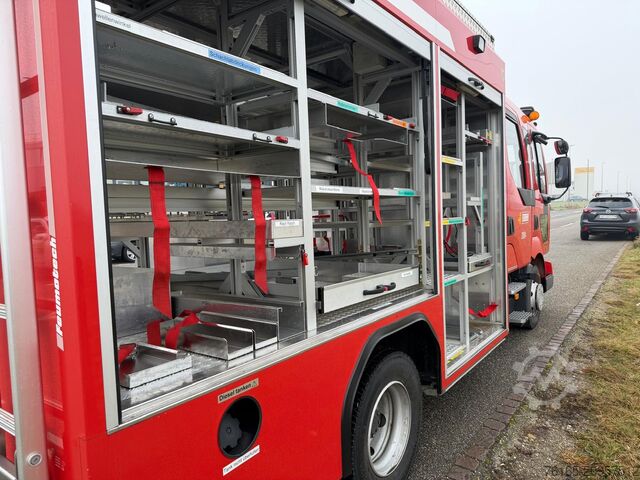 Vrachtwagen met bakwagen Renault Midlum 220.10