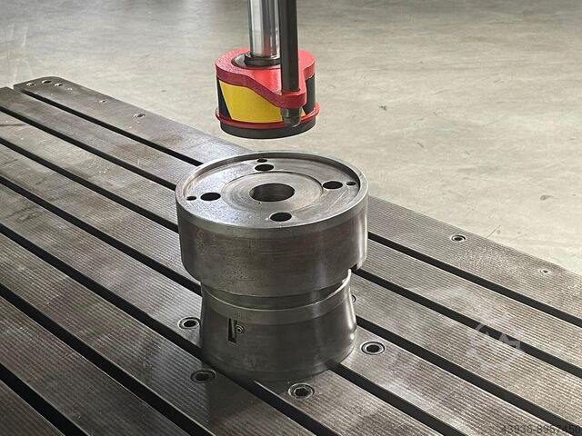 Vormsnijmachine OMERA R4 / 12