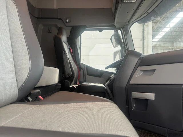MTS standard Renault T480 Comfort