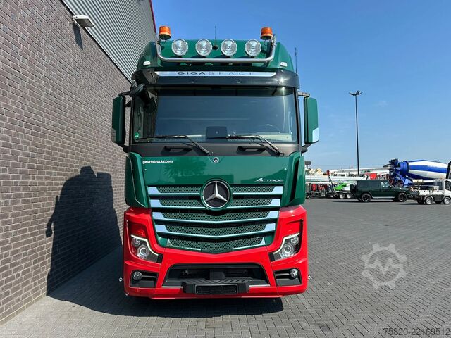 Standard-SZM Mercedes-Benz Actros 4163 SLT 8X4 TREKKER/SZM/TRACTOR 180 TONS