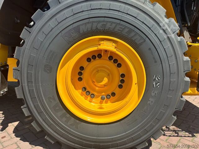 Lader Volvo L120 H2 UNUSED