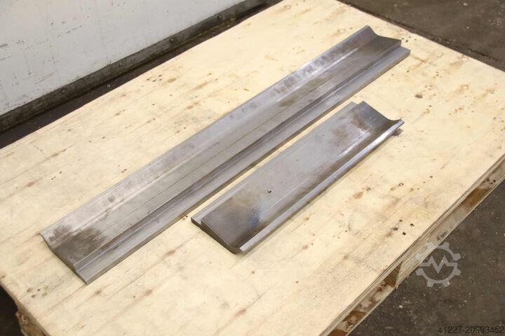 Abkantwerkzeug geteilt 1500 mm unbekannt 30/143 mm  R4