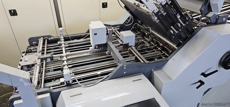 Falzmaschine Horizon AFC-746+PFU-74D Vollautomat