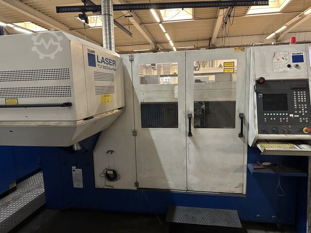 Laserschneidmaschine TRUMPF Trumatic L3030