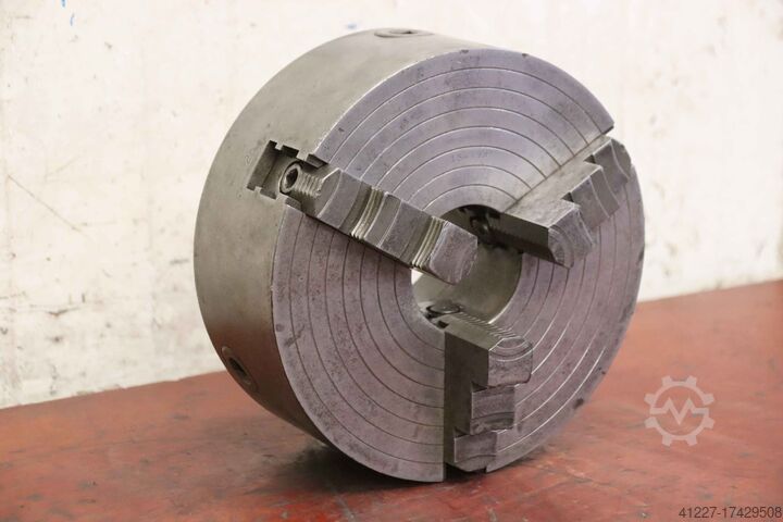 Plato de precisión de tres mordazas SCA Skand Chuckfabriks Ø 230 mm