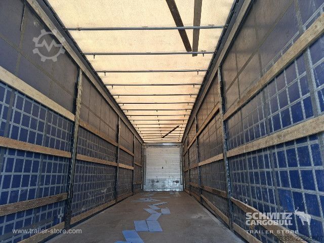 Nyitott ponyvás félpótkocsi Schmitz Cargobull Curtainsider Mega