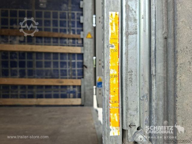 Nyitott ponyvás félpótkocsi Schmitz Cargobull Curtainsider Mega