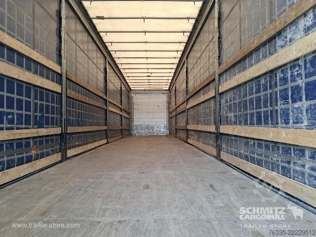 Nyitott ponyvás félpótkocsi Schmitz Cargobull Curtainsider Mega
