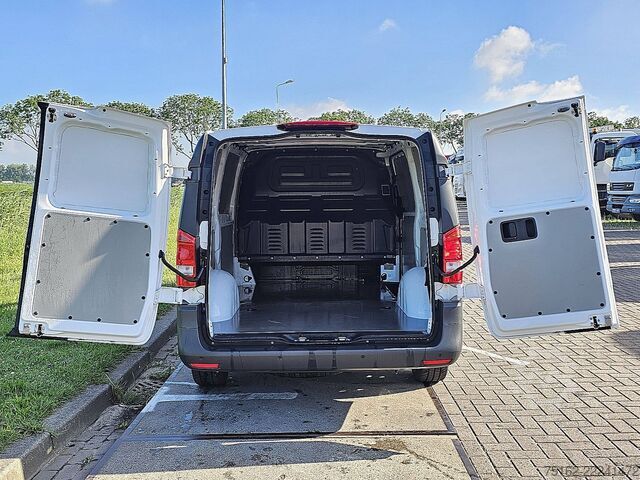 Bestelauto MERCEDES-BENZ EVITO L2 280KM WLTP 60kWh!