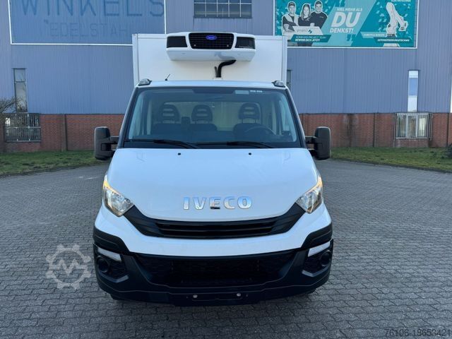 Koelwagen met geïsoleerde laadbak IVECO Daily 35C14 Tiefkühlkoffer Carrier *Ladebodrwand