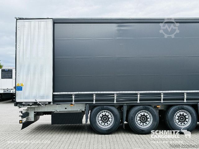 Open semitrailer with tarp Schmitz Cargobull Curtainsider Standard Getränke