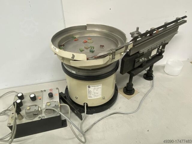 Trilkom met lineaire invoer en besturingseenheid, trilkom, sorteereenheid / doseerschroef RNA Rhein-Nadel Automation SRC-N 250-2L + SLL 400-400 + ESK-N80 / ESG 90