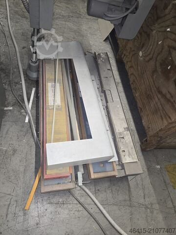 Paper cutting machine Polar 92 XT