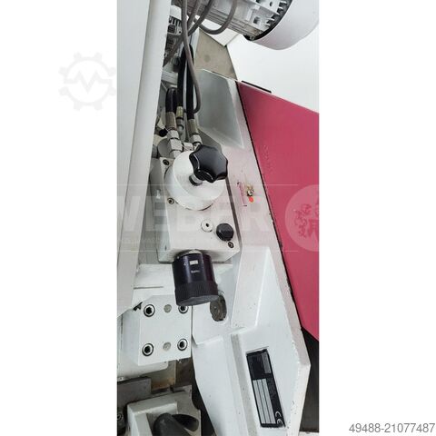 Semi-automatic band saw Behringer KS 400 HY