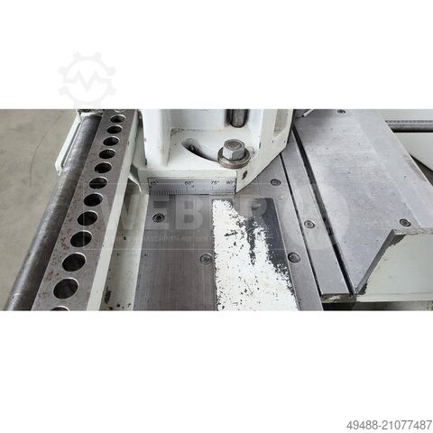 Semi-automatic band saw Behringer KS 400 HY