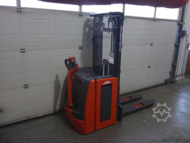 High Lift stacker Linde 
