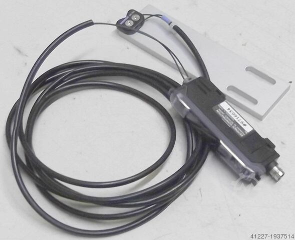 Sensor de fibra óptica con sensor digital Keyence FS-V31CP