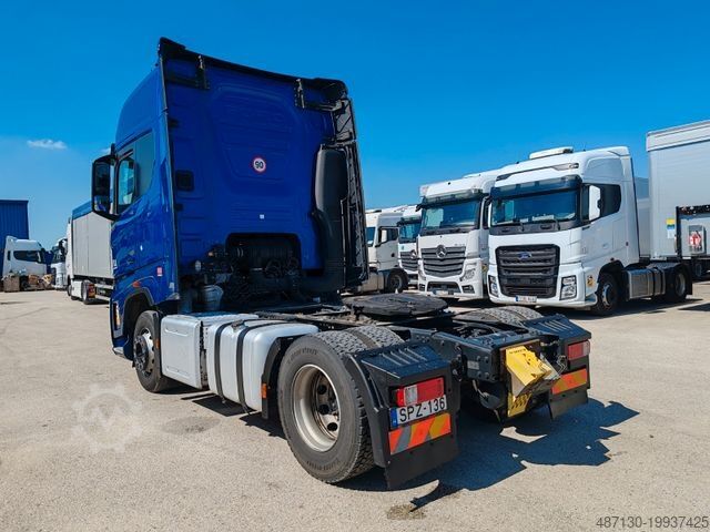 Standard nyergesvontató FORD F-MAX 500