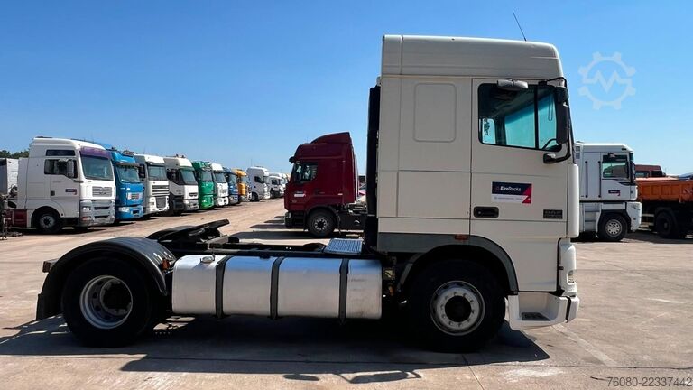 Standaard trekker DAF XF 95.430 (EURO 3 / BOITE MANUELLE / MANUAL GEA...