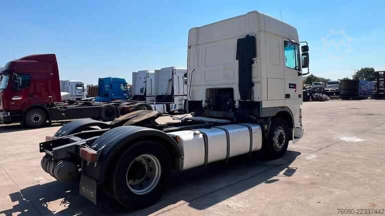 Standaard trekker DAF XF 95.430 (EURO 3 / BOITE MANUELLE / MANUAL GEA...