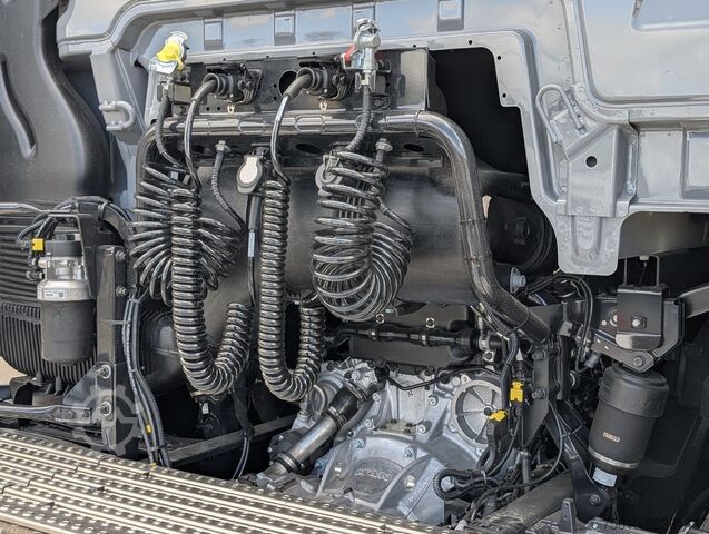 Standaard trekker MAN TGX 18.560 LL SA mit D30 Motor, Kipphydr, MIETE?