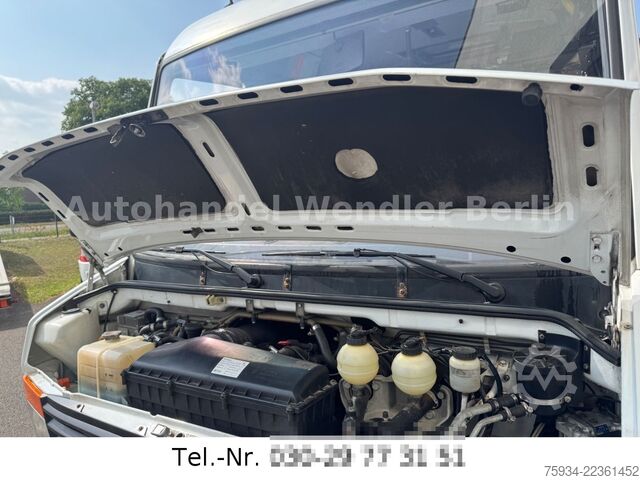 Microbuz MERCEDES-BENZ Vario 814D Diff Klima Standh120km/h  restauriert