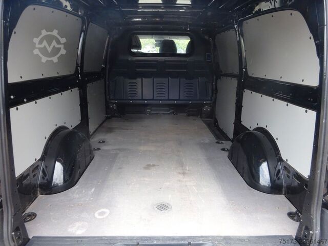 Furgon blaszak MERCEDES-BENZ Vito Kasten 114 CDI RWD extra AHK Tempmatic Kam