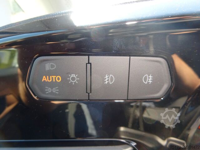 Fourgon tôlé FORD Transit Connect Limited L1 Kasten Autm 2xS-Tür