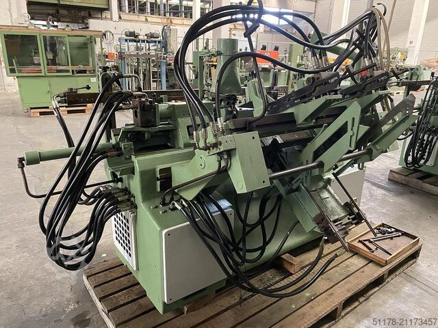 OMA \ 60 \ A Automatisk trædrejebænk med lader, maksimal emnelængde 600 mm. OMA OMA \ 60 \ A