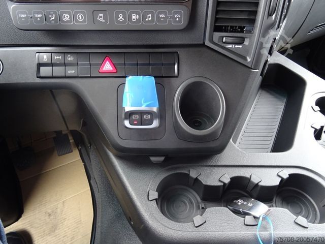 Camião de bebidas MERCEDES-BENZ 1836 LnR Actros*6,7m*2to LBW*2x AHK*vollluft*NEU