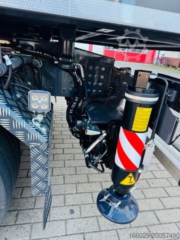 Spezial-LKW VOLVO FH500 6x2 mit Fassi F545 2.27 JIB Winde sofort