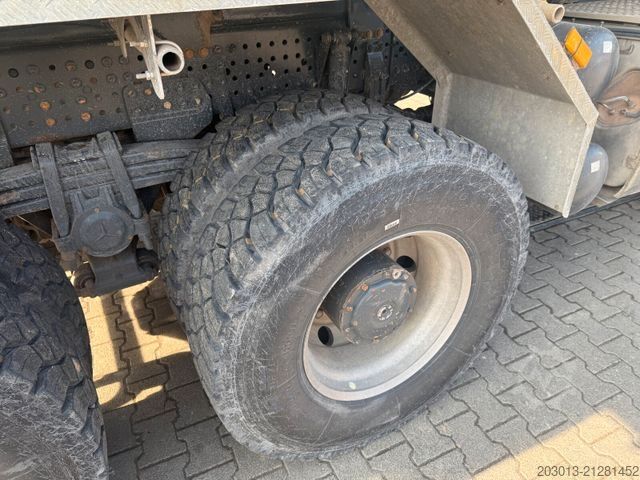 Kipper LKW MERCEDES-BENZ Arocs 4145 8X6 Kipper Schwarzmüller