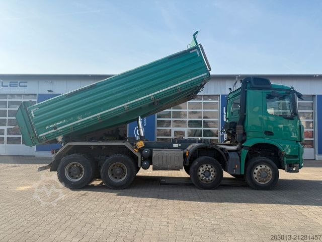 Dreiseitenkipper LKW MERCEDES-BENZ Arocs 4145 8X6 Kipper Schwarzmüller