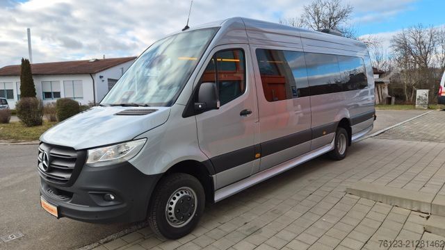 Minibus MERCEDES-BENZ Sprinter 517 Heckniederflur Vorlauffahrzeug