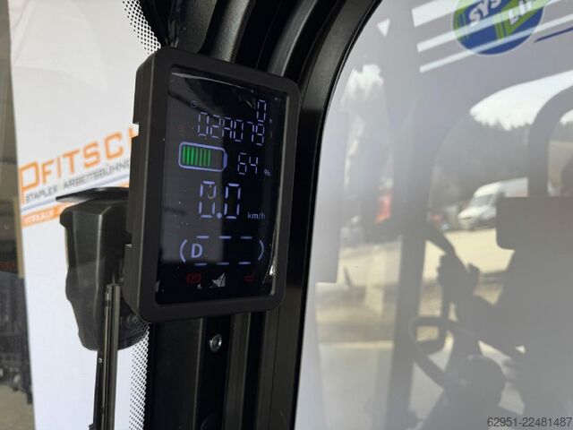 Električni viljuškar za 4 točka EP EFL253