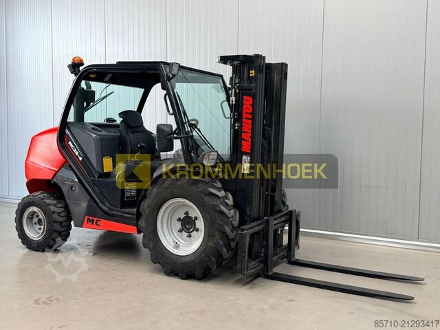 Rough terrain forklift Manitou MC 25-4
