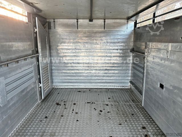 Kreaturvogn DAF LF 280 4x2 BL 1.Stock Viehwagen ACC LDW CAM