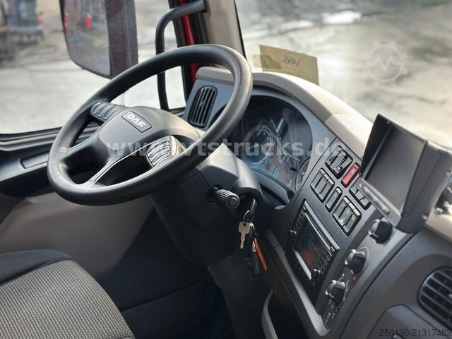 Kreaturvogn DAF LF 280 4x2 BL 1.Stock Viehwagen ACC LDW CAM