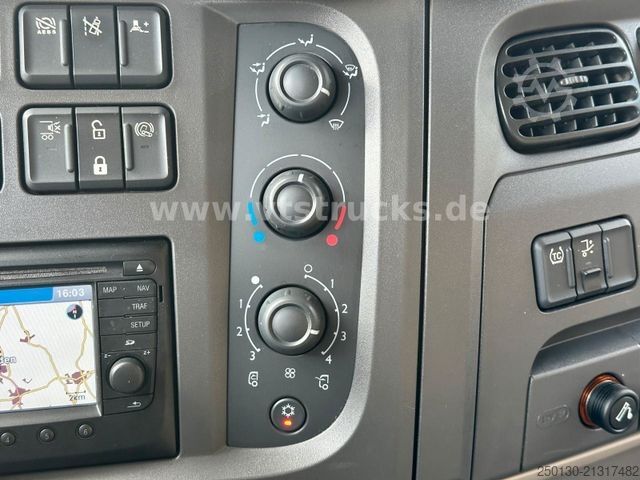 Kreaturvogn DAF LF 280 4x2 BL 1.Stock Viehwagen ACC LDW CAM