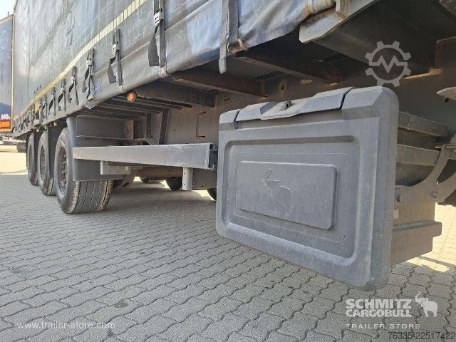 Semiremorcă deschisă cu prelată Kögel Curtainsider Mega