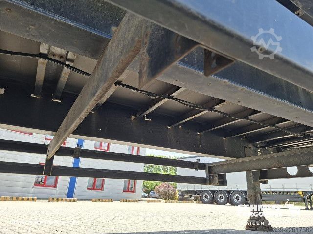 Semiremorcă deschisă cu prelată Kögel Curtainsider Mega