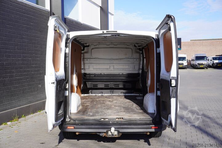 Duba panelată Renault Trafic 1.6 dCi L2 EURO 6 - Airco - Cruise - Tre...