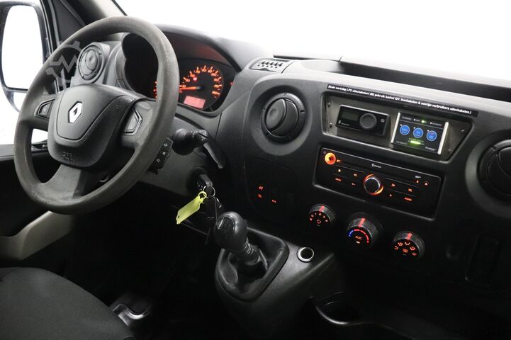 Dobozos furgon Renault Master 2.3 dCi 130PK L2H2 - EURO 6 - Airco - Na...