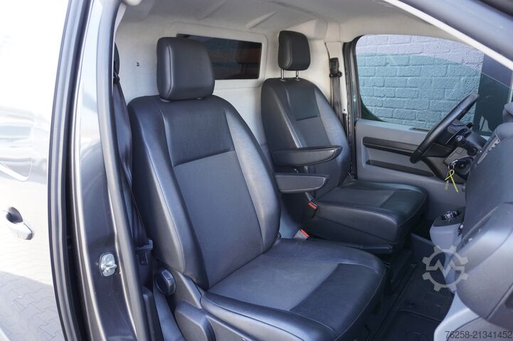 Dobozos furgon Opel Vivaro 2.0 CDTI 177PK L3 EURO 6 - Airco - Navi ...